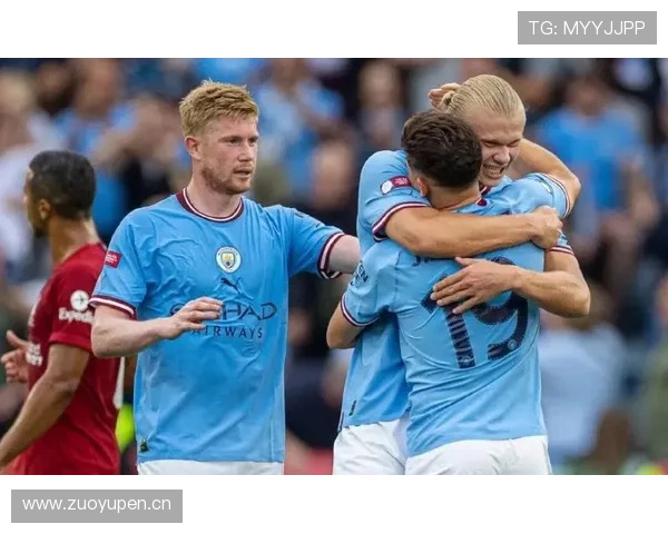 特伦特·亚历山大-阿诺德vs坎塞洛：组织型边卫发展路径对比分析