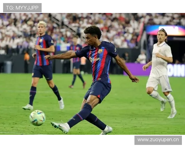 巴萨危机:哈维战术惹争议,豪门定位风雨飘摇,依赖老将体系隐患重重 巴萨危机:哈维战术惹争议,豪门定位风雨飘摇,依赖老将体系隐患重重