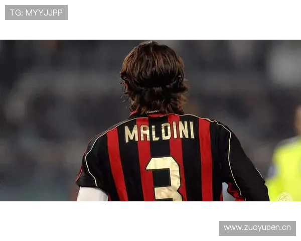 拉莫斯：边后卫转中卫的战术角色演变分析