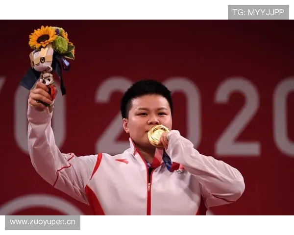 汪周雨训练完吃顿饭花的钱比我一个月工资还多